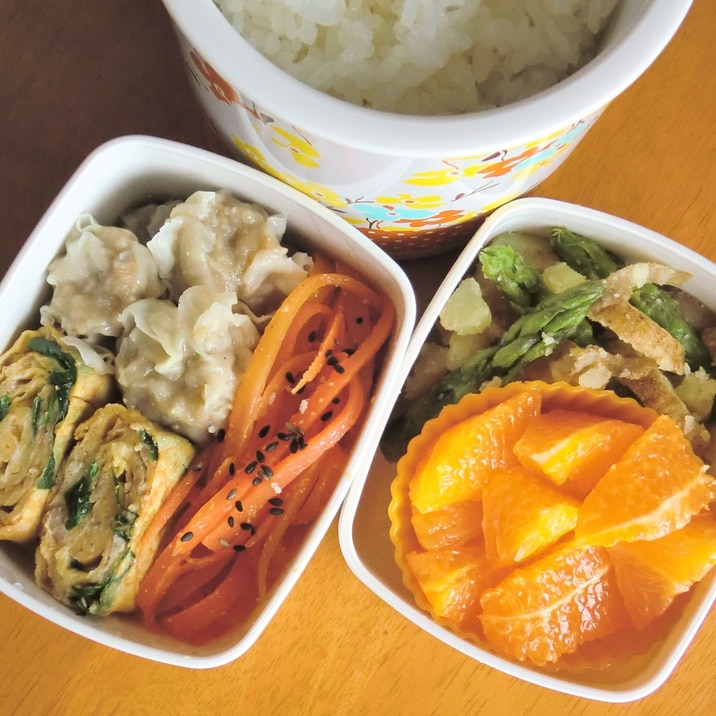 こどものお弁当 そぼろニラ玉 にんじんナムル レシピ 作り方 By R Chibico 楽天レシピ こどものお弁当 そぼろニラ玉 にんじんナムル レシピ 作り方 By R Chibico 楽天レシピ